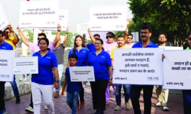 चौराहों-बाजारों में शहरवासियों से रोलबोल की मतदान अपील