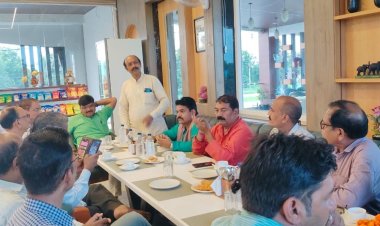 मध्य प्रदेश राज्य कर्मचारी संघ की बैठक आयोजित:हार-फूल नहीं, अपनी समस्याओं की विभागवार लिखित माला मुझे सौंपे : जितेंद्र सिंह