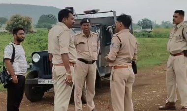 इंदौर में आर्मी अफसरों से लूट, महिला मित्र से गैंगरेप:जामगेट घूमने गए थे; SP बोली- रेप की आशंका है, पीड़िता के बयान होना बाकी