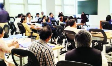 आईआईएम रायपुर में शिक्षक विकास कार्यक्रम आयोजित