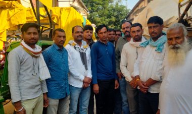 समर्थन मूल्य पर सोयाबीन बेचने किसानों को हो रही परेशानी:तुलाई के लिए करना पड़ रहा इंतजार, किसान कांग्रेस ने दी चक्काजाम की दी चेतावनी