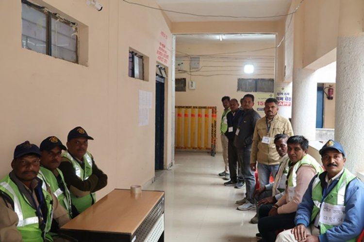 बुधनी उपचुनाव में कांग्रेस प्रत्याशी चल रहे हैं आगे, यहां पढ़ें अपडेट्स