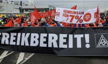 फोक्सवागन के 1,00,000 कर्मचारी दो घंटे की हड़ताल पर क्यों गए