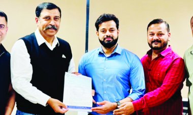 राज्य जीएसटी आयुक्त को चेम्बर ने सौंपा ज्ञापन