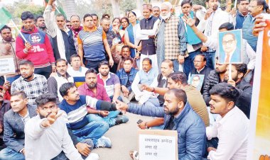 कांग्रेस ने बाबा साहब सम्मान मार्च निकाला