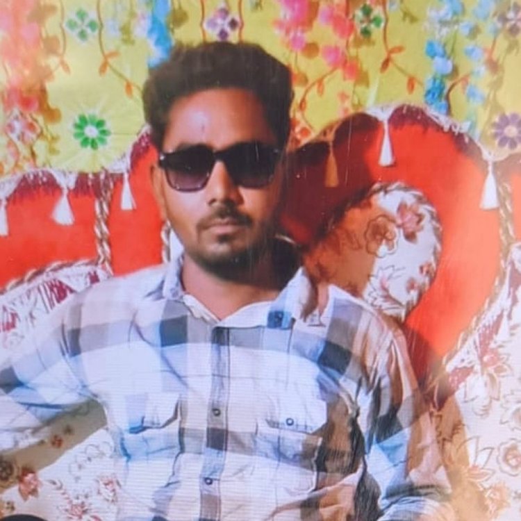 छतरपुर में युवक की जहर खाने से मौत:पत्नी को लेने यूपी गया था, उल्टियां करने पर ससुरालवाले अस्पताल लेकर पहुंचे