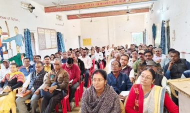 प्राचार्यों से विद्यार्थियों की जानकारी मांगी, बोर्ड परीक्षा में शत-प्रतिशत परिणाम लाने निर्देश