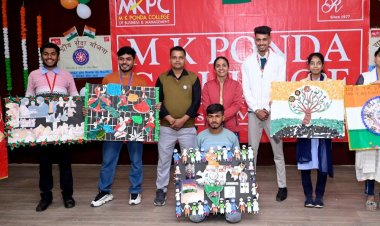 एमके पोंडा कॉलेज में स्वर्णिम भारत थीम पर गणतंत्र दिवस:कला प्रतियोगिताओं में शिवांश , स्वाति, जय मंडलोई,अलवीरा अहमद और अमन खरे विजेता