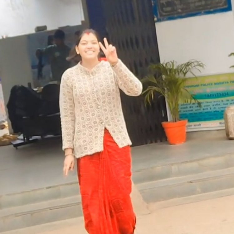 पिछोर थाने के बाहर महिला ने बनाई रील:पुलिस ने जारी किया नोटिस, थाना प्रभारी बोले- उचित कार्रवाई की जाएगी