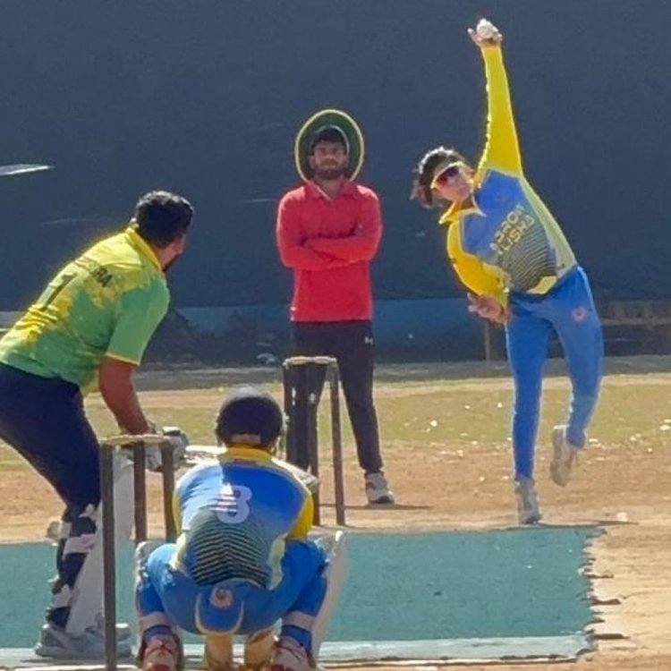 जम्मू-कश्मीर की अलीशा क्लब ने इंदौर को 2विकेट से हराया:सेमीफाइनल 3 जनवरी को, मुंबई टीम का प्रदर्शन देखने को दर्शक तैयार