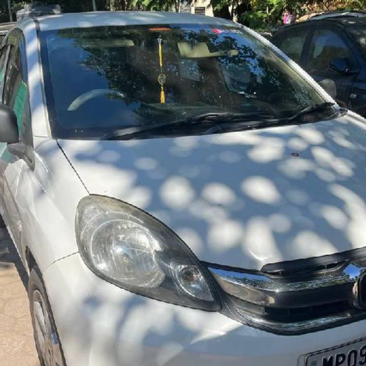 इंदौर में लेडी डॉन और निलंबित जेल प्रहरी गिरफ्तार:ड्रग्स सप्लाई के लिए हाई प्रोफाइल पार्टियों में डांस; राजस्थान से तस्करी का खुलासा