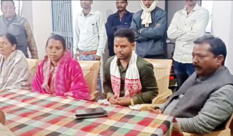 जिपं प्रत्याशी को मंदिर में प्रवेश न देने के आरोप पर गरमाई राजनीति