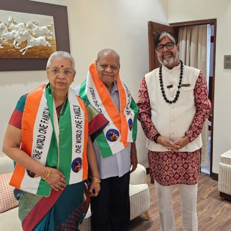 इंदौर में वैलेंटाइन डे को दंपति दिवस मनाया:कृष्णा गुरुजी ने किया वरिष्ठ और दिव्यांग दंपतियों का सम्मान, 60 साल से साथ रहने वाले जोड़े भी शामिल