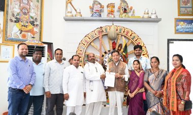 विधायक डॉ.सम्पत अग्रवाल ने श्री खोलबाहरा निराला को किये जनपद पंचायत विधायक प्रतिनिधि नियुक्त