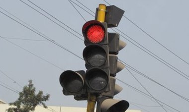 अब दोपहर 12 बजे से 5 बजे तक बंद रहेंगे ट्रैफिक सिग्नल, ध्यान रहे ! रुल्स तोड़ा तो फिर चालू होगा