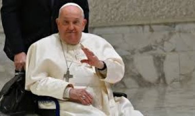 पोप फ्रांसिस का 88 साल की उम्र में निधन हो गया है. उन्होंने वेटिकन सिटी में आखिरी सांस ली.