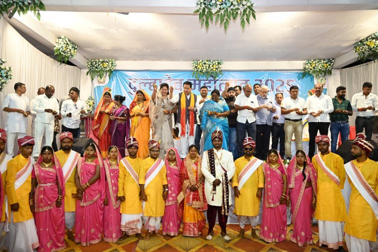 दुल्हादेव महोत्सव में सम्मिलित हुए विधायक डॉ.सम्पत अग्रवाल