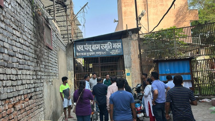 आयुक्त  विश्वदीप ने एमआईसी सदस्य  अमर गिदवानी सहित वार्ड 57 का किया निरीक्षण