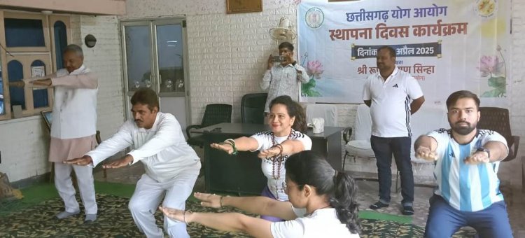 असंग कबीर आश्रम सोनपैरी में योग आयोग स्थापना दिवस सम्पन्न