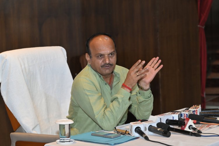 रायपुर नगर निगम सभापति सूर्यकांत राठौर की पत्रकारवार्ता