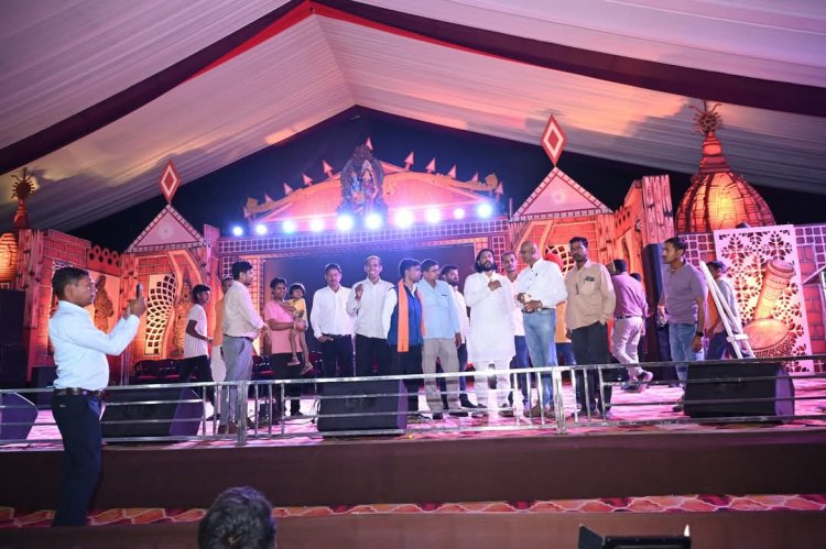 माता कौशल्या महोत्सव की तैयारियों का उपाध्यक्ष अनुसूचित जाति विकास प्राधिकरण व आरंग विधायक गुरु खुशवंत साहेब ने किया स्थल निरीक्षण।