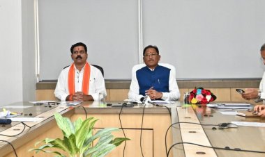 मुख्यमंत्री श्री विष्णु देव साय ने आत्मसमर्पित नक्सलियों और नक्सल हिंसा से पीड़ितों को जारी की प्रधानमंत्री आवास योजना की पहली किस्त