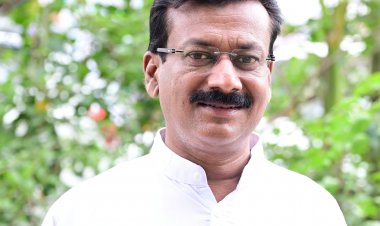 मुंगेली कलेक्टर द्वारा छत्तीसगढ़ी भाषा मे लिखे गये आवेदन को फेंकना छत्तीसगढ़ का अपमान,सरकार कार्यवाही करें