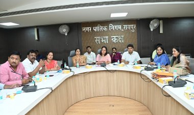 CG 24 News की खबर का असर : बारिश पूर्व नालों की तली तक हो सफाई : मीनल चौबे