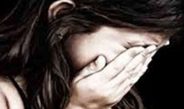 CG – निर्दयी बाप की शर्मनाक करतूत : अपनी ही दो मासूम बच्चियों के साथ की ये घटिया हरकत, सुनकर कांप उठेगा कलेजा…..