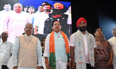 अमरजीत छाबड़ा ने ली अल्पसंख्यक आयोग अध्यक्ष पद की शपथ, विधायक डॉ संपत आअग्रवाल ने दी शुभकामनाएँ*  