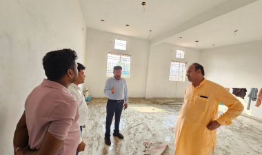 सभापति सूर्यकान्त राठौड़ ने शशिबाला कन्या स्कूल में प्रगतिरत निर्माण कार्यों की धीमी गति पर नाराजगी व्यक्त कर 15 जून तक हर हाल में निर्माण पूर्ण करने कहा