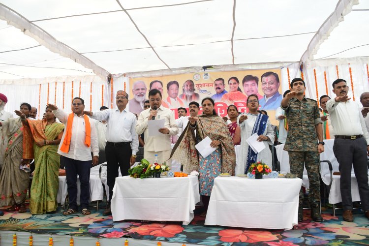 कोंडागांव विधायक एवं बस्तर विकास प्राधिकरण की उपाध्यक्ष सुश्री लता उसेंडी ने कहा कि सुशासन तिहार के माध्यम से गांवों में शासकीय योजनाओं का लाभ पहुंचाया जा रहा है।