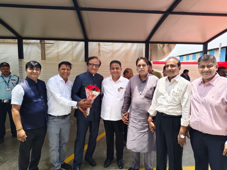 छत्तीसगढ़ चेम्बर ऑफ कॉमर्स के पदाधिकारियों ने ITSA हॉस्पिटल के उद्घाटन समारोह में सादर सहभागिता की