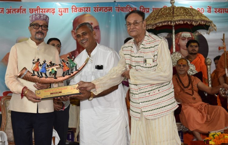 विप्र पब्लिक स्कूल के नव-निर्मित भवन के लोकार्पण कार्यक्रम में शामिल हुए राज्यपाल