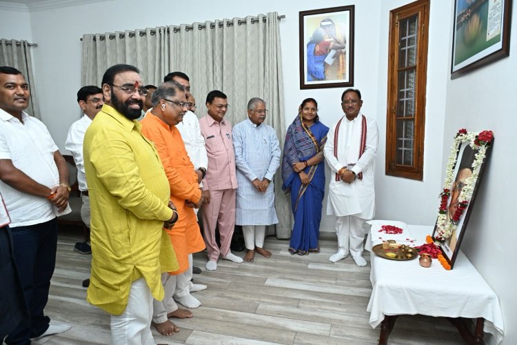 वीर सावरकर का जीवन राष्ट्रभक्ति, आत्मबलिदान और वैचारिक दृढ़ता का प्रतीक है - मुख्यमंत्री श्री साय