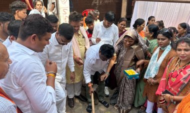 रायपुर ग्रामीण विधायक मोतीलाल साहू ने जोन अध्यक्ष, एमआईसी सदस्य, पार्षद सहित निगम जोन 9 के तीन वार्डों में एकमुश्त 1 करोड़ से अधिक के नए विकास कार्यों का भूमिपूजन कर नागरिकों को दी शानदार सौगात,
