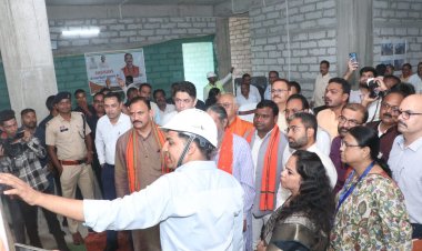 स्वास्थ्य मंत्री ने निर्माणाधीन शासकीय चिकित्सा महाविद्यालय तेलगरा का किया निरीक्षण