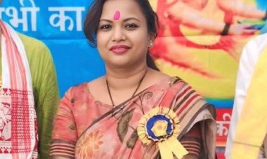 पूर्व IAS की बेटी पर फर्जी जाति प्रमाण पत्र बनवाने का आरोप, कांग्रेस ने की जांच की मांग, फर्जी तरीके से सुरक्षित सीट से चुनाव….