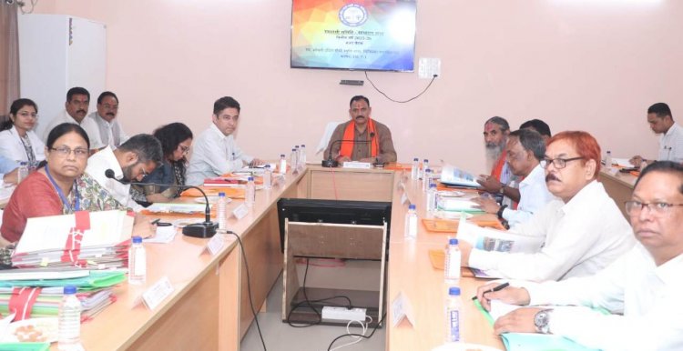 जनता को केवल इलाज नहीं, बल्कि सम्मान और संवेदना भी मिले, यही हमारी चिकित्सा व्यवस्था की पहचान होनी चाहिए।