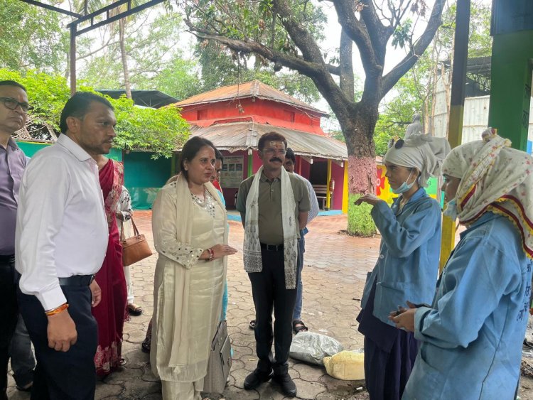 महापौर श्रीमती मीनल चौबे ने इंदौर में सिंगल यूज प्लास्टिक बैन का सख्ती से क्रियान्वयन और कठोर जुर्माने की व्यवस्था की तारीफ की।