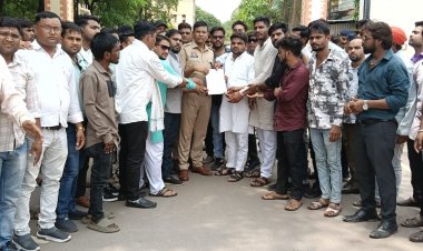 गुरु खुशवंत साहेब के काफिले पर हमला, रायपुर कलेक्ट्रेट में सतनामी समाज का प्रदर्शन