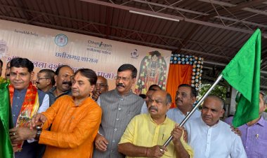 रामलला दर्शन योजना के तहत रायपुर से पहली विशेष श्रद्धालु ट्रेन रवाना