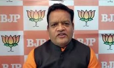 घोटालों की सरताज कांग्रेस के हर झूठ का पर्दाफाश करेंगे :देवलाल ठाकुर