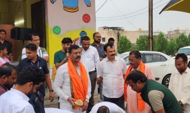 प्रधानमंत्री आवास योजना अमलीडीह की पेयजल की गंभीर समस्या शीघ्र दूर करने पाईप लाईन विस्तार हेतु भूमिपूजन