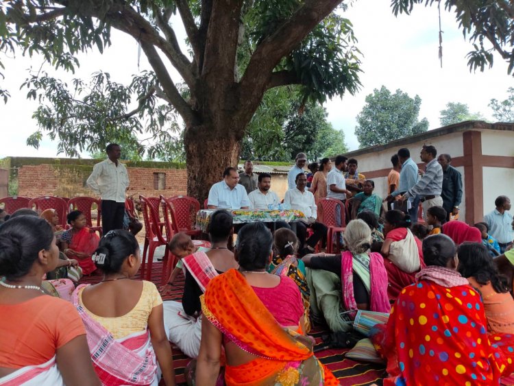 स्व सहायता समूहों को आजीविका मूलक गतिविधियों से जोड़े:  भीम सिंह