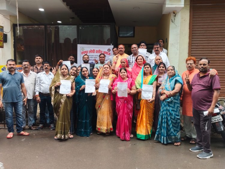 स्टेशन लोधीपारा सर्किल स्टेशन रोड रायपुर के अध्यक्ष राजेन्द्र जंघेल एवं महिला अध्यक्ष श्रीमती सविता जंघेल निर्विरोध घोषित हुए।