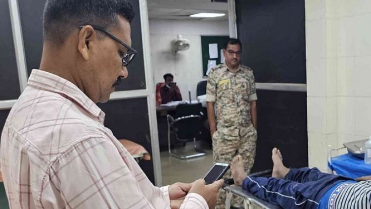 CG : सरकारी क्वार्टर में आरक्षक ने फांसी लगाकर दे दी जान, मचा हड़कंप, कारण अज्ञात