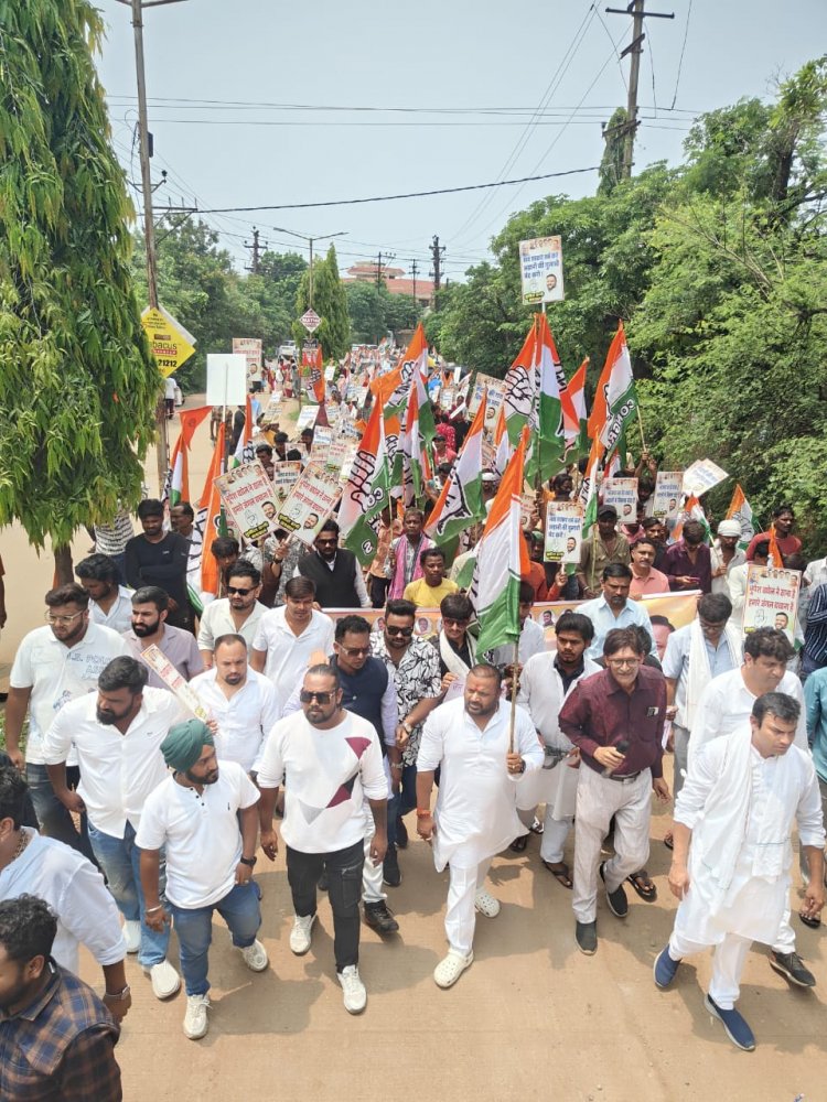 प्रदेश स्तरीय आर्थिक नाकेबंदी में हजारो कार्यकर्ताओं के साथ मौजूद रहे भूपेश बघेल
