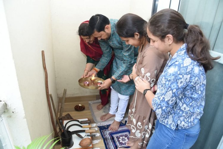 जम्मो प्रदेशवासी मन ला हरेली तिहार के गाड़ा-गाड़ा बधई-अनुज