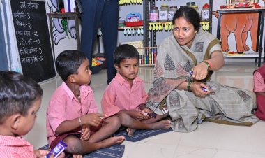आंगनबाड़ी केंद्रों, बालिका गृह ,सखी सेंटर और नशा मुक्ति केंद्र का किया निरीक्षण